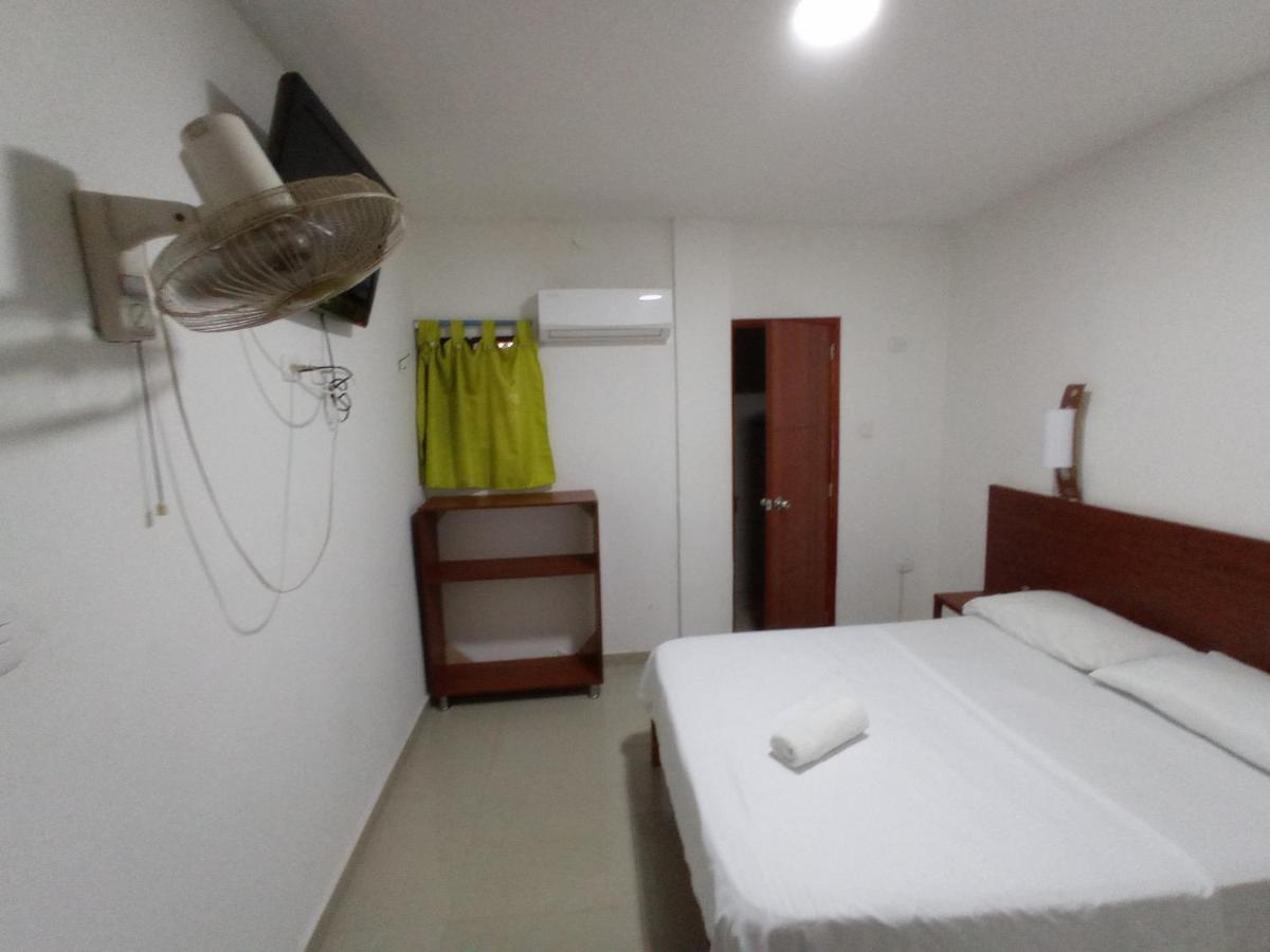 Hotel Perla Real Santa Marta  Buitenkant foto